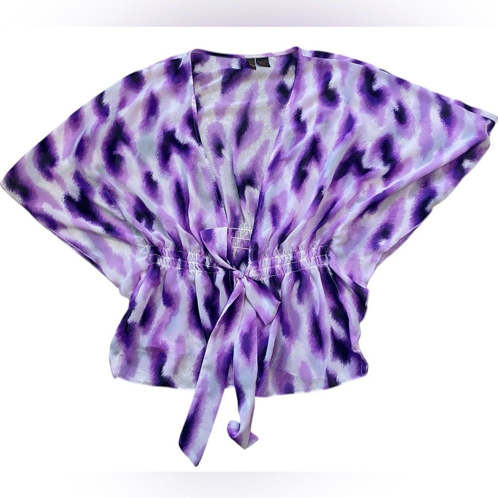 Serenade Purple, White and Black Abstract Print Belted Short Sleeve Kimono